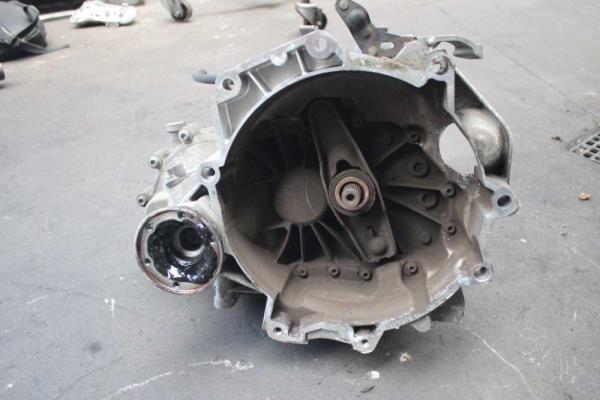 BOITE DE VITESSE MANUEL VW / SEAT / SKODA 1.2 CC - Vue 3